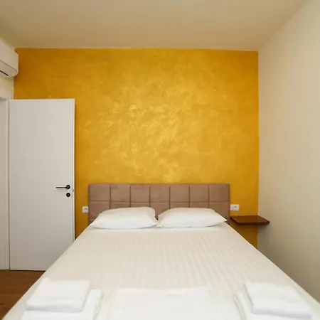 Aparthotel La Dimora Azzurra Vlorë
